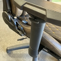 ゲーミングチェアの画像
