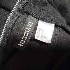 新品未使用
DIVIDED H&M    クロコダイル  センターフロントワンピースの画像