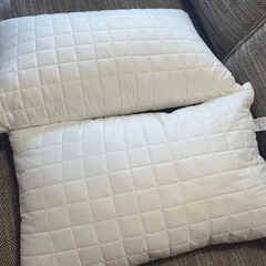 無印　丸ごと洗える　枕　２個セット　ほぼ未使用の画像