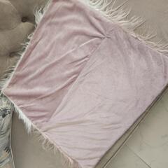 未使用 ファークッションカバー ピンクグラデーショの画像