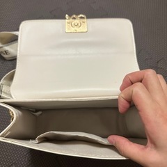 ホワイトショルダーバッグ 
の画像