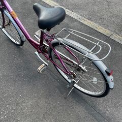 リサイクルショップどりーむ天保山店　No352 自転車　ママチャリ　２４インチ　小柄なひとでも乗れる🎵　LEDライト付きの画像