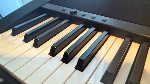 電子ピアノ　KORG B2