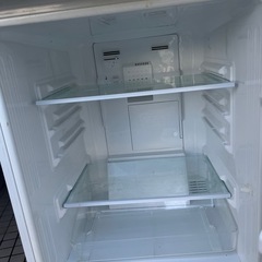 シャプー製品冷蔵庫の画像