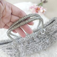 美品ANTEPRIMA保存袋付き リボン編み込みワイヤーバッグ シルバーの画像