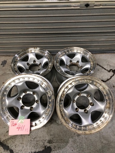 北海道旭川市直接引渡し限定品　アルミホイール 16インチ 8J 4本 PCD139.7 6穴 オフセット0？　深リム 逆ソリ 当時物 ハイエース 100系 など 錆 現状品 リペア