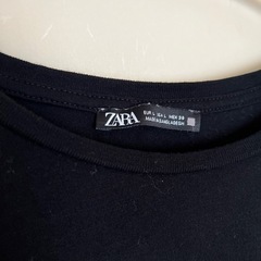 ZARA Tシャツの画像