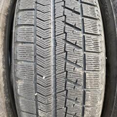 　BRIDGESTONE　215 60 17 中古タイヤ　4本の画像