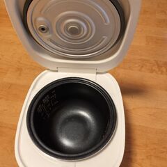 無印良品炊飯器　MJ-RC3A2　2020年製3合の画像