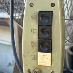 工場用大型扇風機の画像