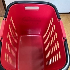 ランドリーバスケット深型の画像