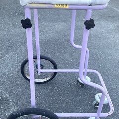 病院用高安定型歩行器の画像