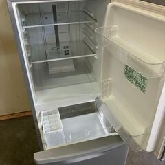 【お持ち帰り限定】☆お買い得！ 　冷蔵庫　容量138L　商品番号:141の画像