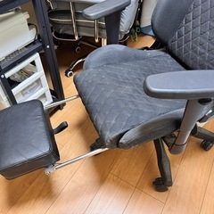 ゲーミングチェアの画像