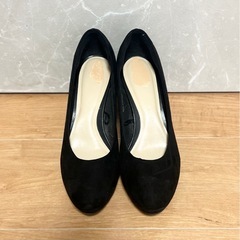 GU スエード黒パンプス 23cm/23.5cmの画像