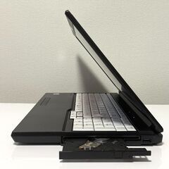 ★第10世代 Corei5★ 2020年製 メモリ16GB 美品 富士通 F24の画像