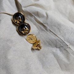 ｺｰﾁ▪️ﾄﾘｰﾊﾞｰﾁ▪️ピアス2点ｾｯﾄの画像