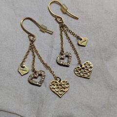 ｺｰﾁ▪️ﾄﾘｰﾊﾞｰﾁ▪️ピアス2点ｾｯﾄの画像