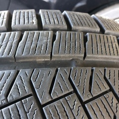 225/65R17 スタッドレス　タイヤ　4本の画像