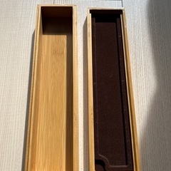 木製の入れ物の画像