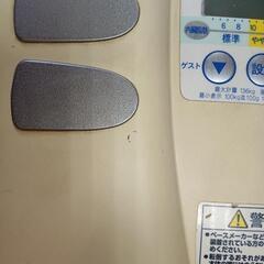 【中古・動作品】タニタ　体重計　体脂肪計　ヘルスメーター　メモリー人数4人の画像