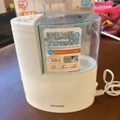 M2507-369 加熱式加湿器　アイリスオーヤマ　SHM-100U-G キズ汚れ有り　通電確認済みの画像