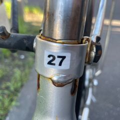 自転車　No.396　シルバー　27インチ　シティサイクル　LEDオートライト　6段切り替え　【リサイクルショップどりーむ荒田店】の画像
