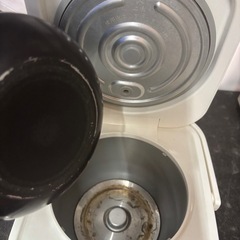 【ニトリ 炊飯器】【3合炊き】2019年製★クリーニング済み/6ヶ月保証付き【管理番号12807】野の画像