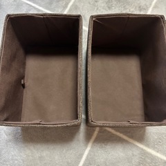 収納ボックス　２個の画像