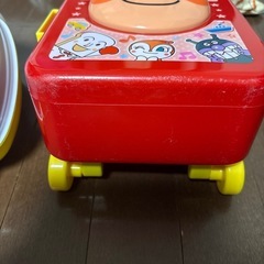 アンパンマンキャリーバックの画像