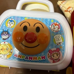 アンパンマンキャリーバックの画像