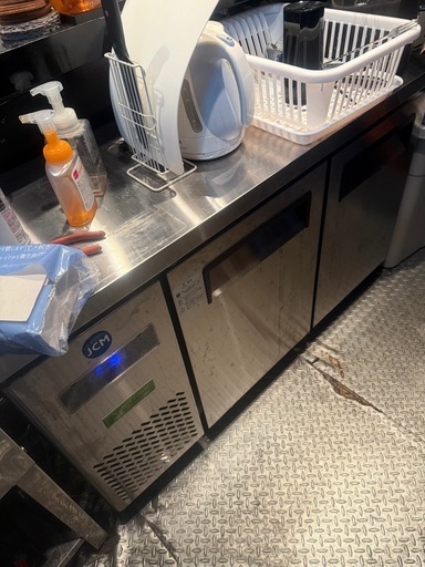 業務用　冷蔵庫　JCM新品から1年使用