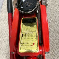 ガレージジャッキ 油圧式 赤 フロアジャッキ ハンドル付 整備 メンテナス工具 車整備用 レッド ジャッキアップ工具 車整備 A0120の画像