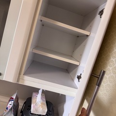 食器棚の画像