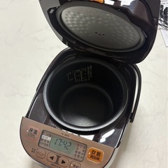 炊飯器 3合炊き 象印 ZOJIRUSHI 極め炊き 0.54Lの画像