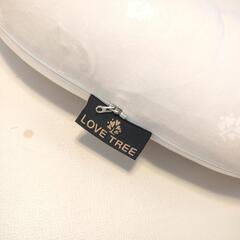 ラブツリークッション/LOVE TREE[はき戻し・背中スイッチ対策クッション]

の画像