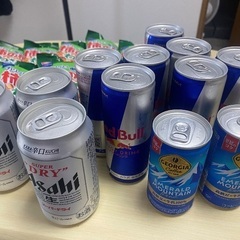 柿の種　ビール　レッドブル　コーヒーの画像