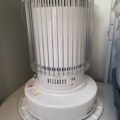 石油ストーブ　TOYOTOMI KS-6700の画像