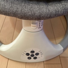 数回使用　LARUTAN　電動バウンサーの画像