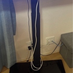 TOSHIBA テレビ　スタンド付きの画像
