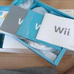Wii本体とFit plusの画像