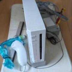 Wii本体とFit plusの画像