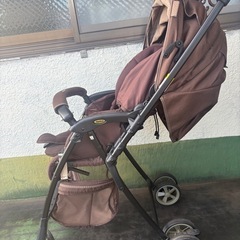 美品 アップリカ　ベビーカー　ハイシート　軽量の画像