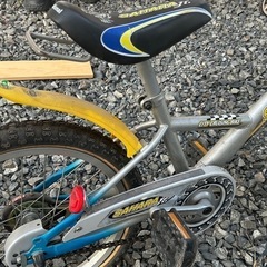 子供自転車　16インチの画像