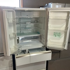 ファミリー向け🧑‍🧑‍🧒 💖美品😍💖 Panasonic 2019年製 NR-F475XPV-W 白🤍 冷蔵庫の画像
