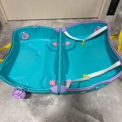 子どもスーツケースの画像