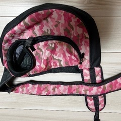 小型犬用のペットスリングの画像