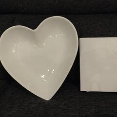 ハートの大皿の画像