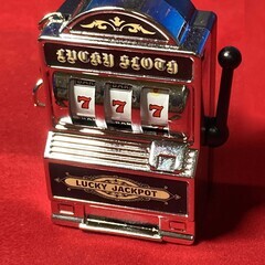 スロットマシーンの画像