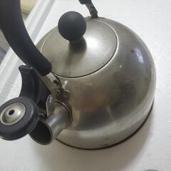 やかんの画像